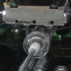 SF-SHR460四色丝网印刷机，用于化妆品罐